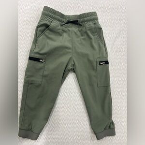 Wonder Nation Kids Green Joggers with Pockets